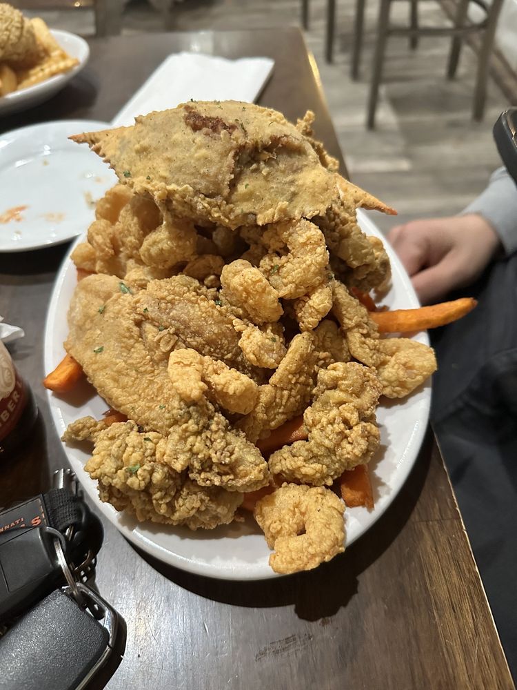 QUARTER VIEW RESTAURANT Updated October 2024 261 Photos & 244