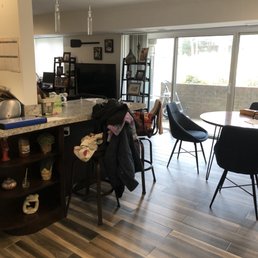 Dining room and counter.