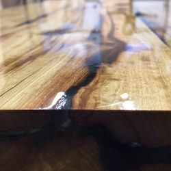 Live Edge Vail - Applying Finish to a reclaimed Wood countertop for a bath / powder room remodel.