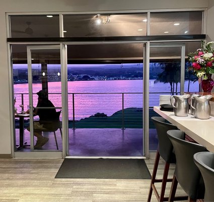 Hilo Bay Cafe by null