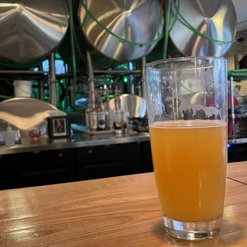 Broken Tee Brewery - Draft beer - Breweries Near Me - Highwood, Illinois