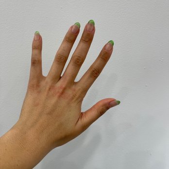 Swanky Nails & Spa - Nail Salons Near Me - Chicago, Illinois