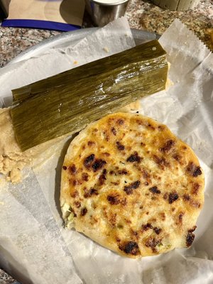 Ricas Pupusas & Mas by null