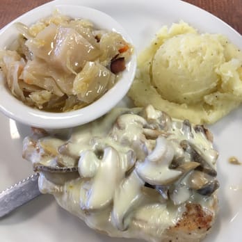 Papa's Cafe - Cabbage, Homemade mashed potato, Swiss mushroom porkchop - American Near Me - Harker Heights, Texas