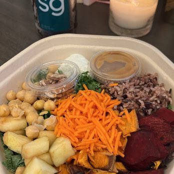 sweetgreen - Healthy Salads, Wraps, and Bowls - harvest bowl - Salad Near Me - Miami, Florida