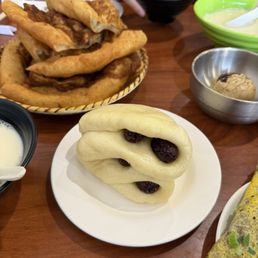 Steamed Buns