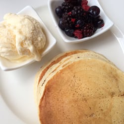 Brighton Beach Pit - Nothing beats pancakes with berries and ice-cream!