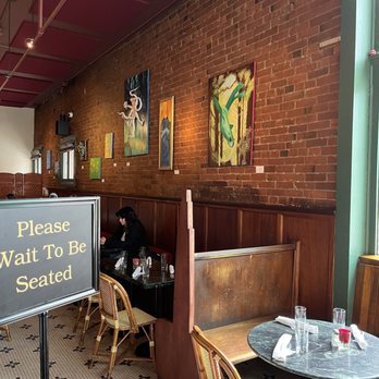 Virginia Inn - Bars Near Me - Seattle, Washington Virginia Inn - Bars Near Me - Seattle, Washington