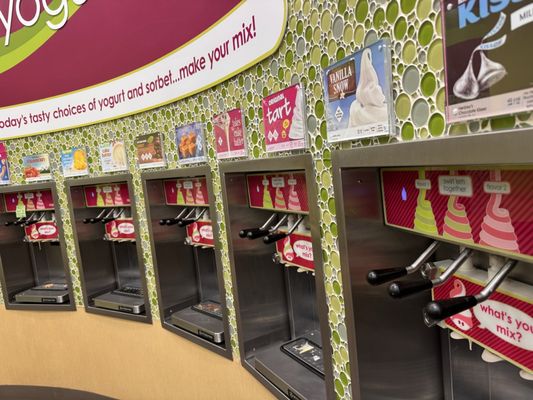 Menchie's Frozen Yogurt