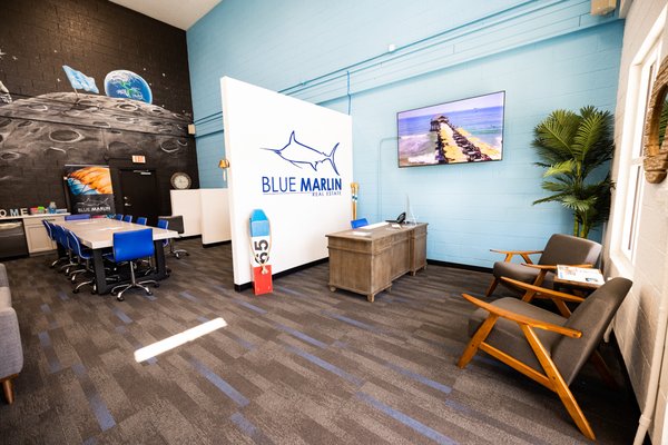 BLUE MARLIN REAL ESTATE - Updated March 2025 - 43 Photos - 410 S