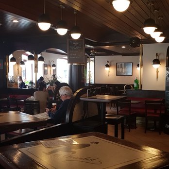 Bar le Charlot - Ambiance cosy, on sent l'empathie ! - Cafes Near Me - Neuchâtel, Nebraska Bar le Charlot - Ambiance cosy, on sent l'empathie ! - Cafes Near Me - Neuchâtel, Nebraska
