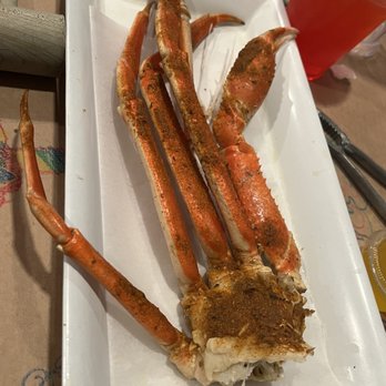 L P Steamers - 1lb of steamed crab legs. I snapped this photo after my eldest had already started eating. Comes with clarified butter - Seafood Near Me - Baltimore, Maryland