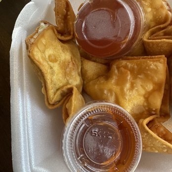 Chinese Delight - Hair in Crab Rangoon - Chinese Near Me - Howell, Michigan