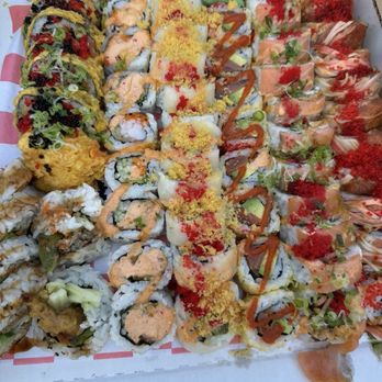 Tanuki Sushi & Grill - Sushi Bars Near Me - Chicago, Illinois