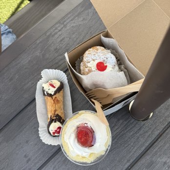 Mazzetti's Bakery - Bakeries Near Me - Pacifica, California