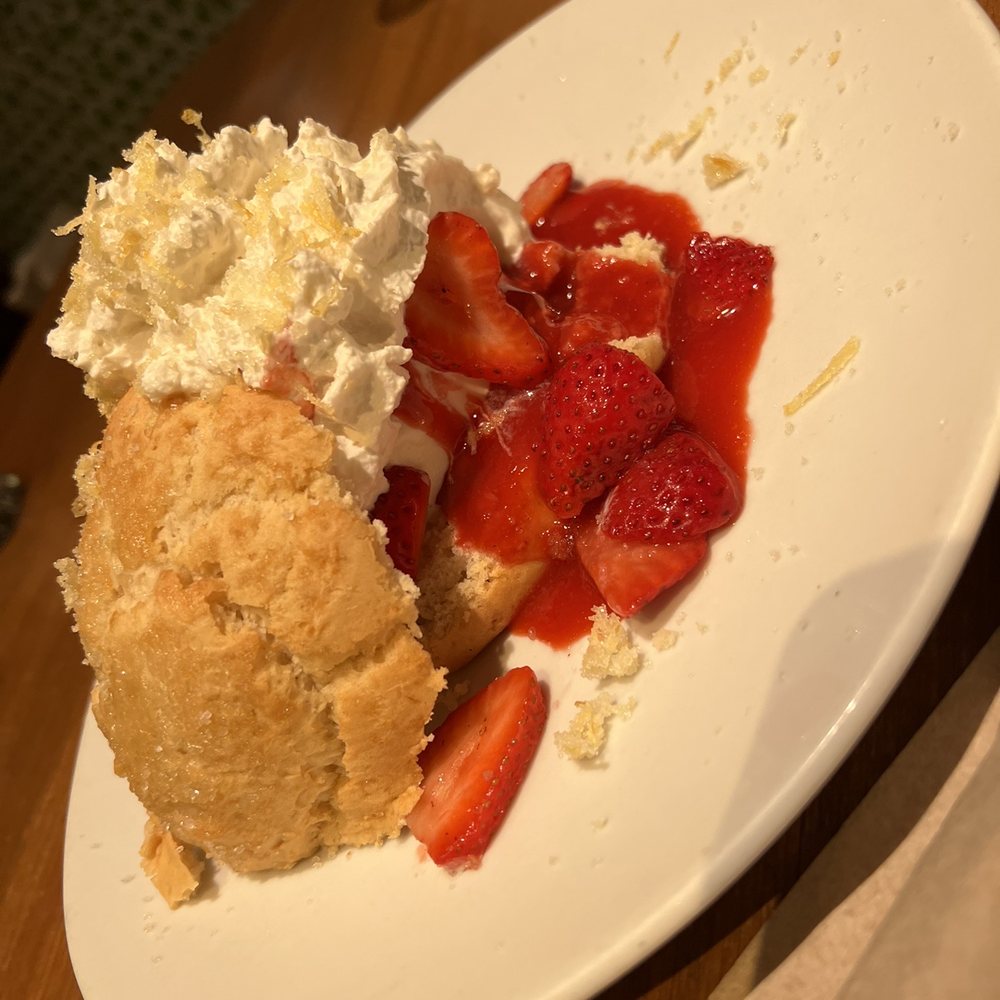California Pizza Kitchen - Strawberry Shortcake - Pizza Near Me - Troy, Michigan California Pizza Kitchen - Strawberry Shortcake - Pizza Near Me - Troy, Michigan