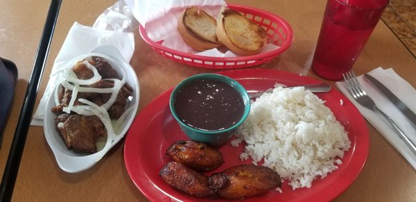 La Criollita Cafeteria by null