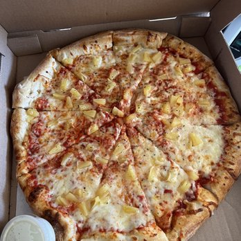 Pizza Castle - Pineapple pizza - Pizza Near Me - Albuquerque, New Mexico