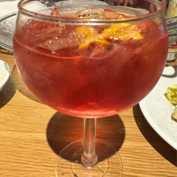Olive Garden Italian Restaurant - Mixed Berry Sangria - Italian Near Me - Topeka, Kansas