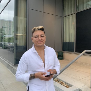 Shampoo JC - The pic that we showed him - Hair Salons Near Me - Jersey City, New Jersey Shampoo JC - The pic that we showed him - Hair Salons Near Me - Jersey City, New Jersey