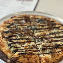 The Hideaway - Creamy spinach pizza