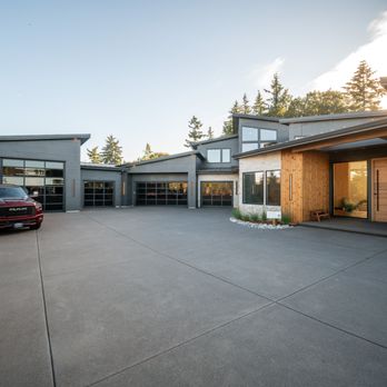 Performance Building Products - Black glass is a simple upgrade for a new modern feel! - Garage Door Services Near Me - Vancouver, Washington
