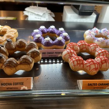 Mochi Mochi Donut - Ube! - Donuts Near Me - New York, New York