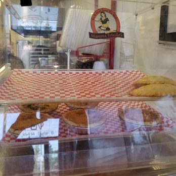 Mamma Toledo's The Pie Hole - Bakeries Near Me - Phoenix, Arizona Mamma Toledo's The Pie Hole - Bakeries Near Me - Phoenix, Arizona