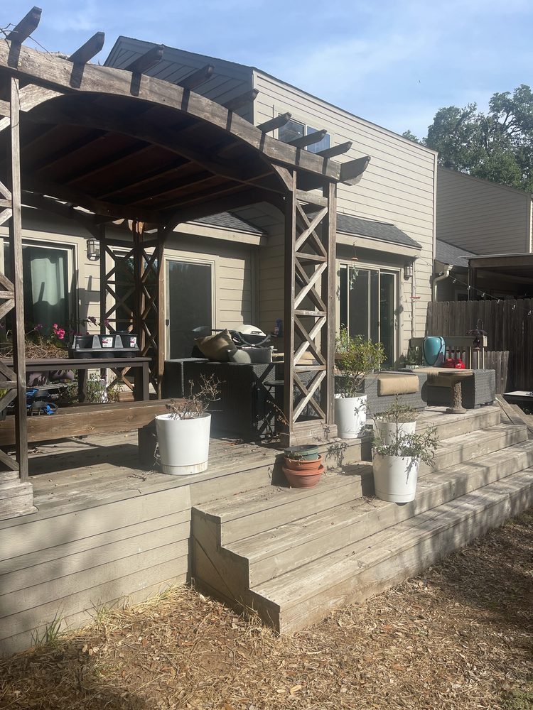 Slide of Affluent Exteriors