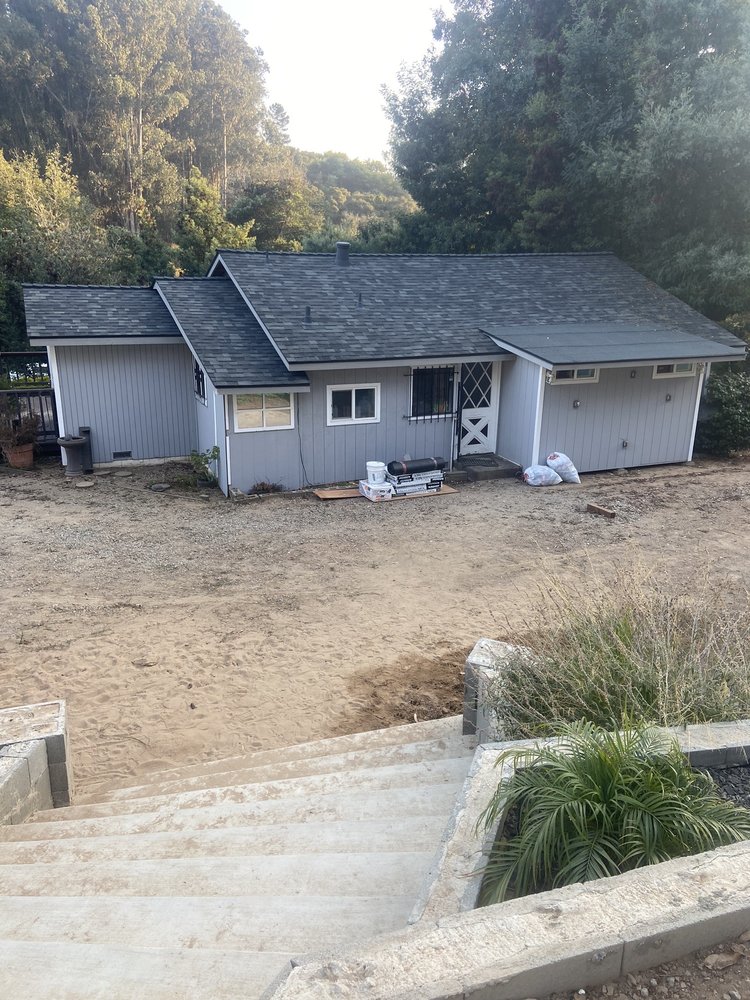Slide of Stars & Stripes Roofing