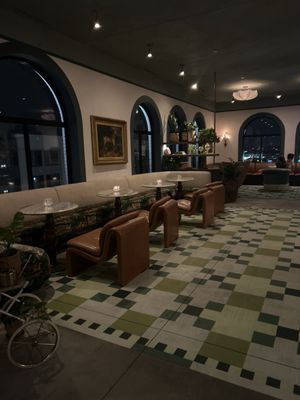 Bar Genevieve by null