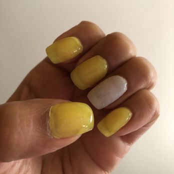 VT Nails & Spa - Very uneven, bumpy and badly shaped. - Nail Salons Near Me - Oak Lawn, Illinois