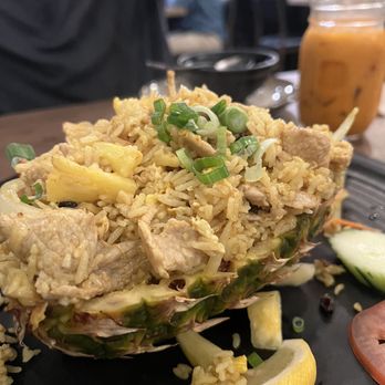 Andaman Thai - Pineapple fried rice - Thai Near Me - Walnut Creek, California Andaman Thai - Pineapple fried rice - Thai Near Me - Walnut Creek, California
