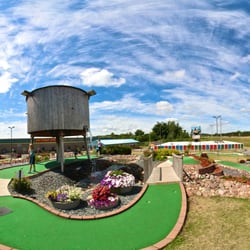 Metropolis Resort - Action City Fun Center - Mini Golf