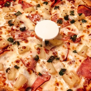 Pizza Twist - Small Spicy Hawaiian Pizza - Pizza Near Me - Chandler, Arizona Pizza Twist - Small Spicy Hawaiian Pizza - Pizza Near Me - Chandler, Arizona