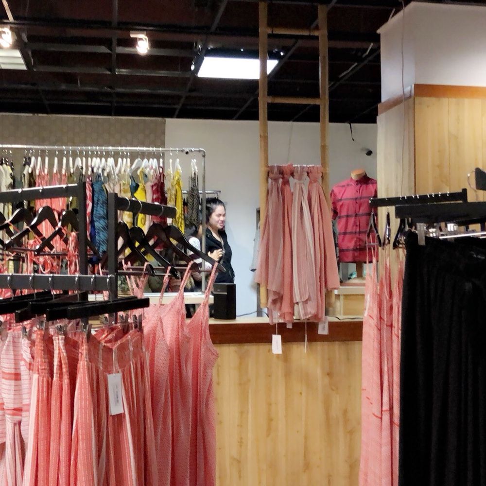 Manaola - M A N A O L A - Women's Clothing Near Me - Honolulu, Hawaii