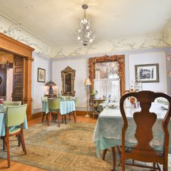 Mathis House