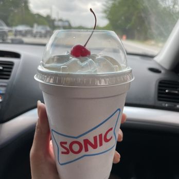 Sonic Drive-In - Reese's PB shake with fresh banana & oreos - Fast Food Near Me - Tomball, Texas Sonic Drive-In - Reese's PB shake with fresh banana & oreos - Fast Food Near Me - Tomball, Texas