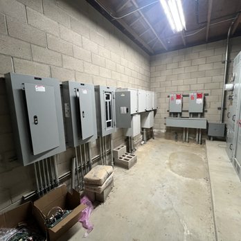 Eagle Electric - Electricians Near Me Eagle Electric - Electricians Near Me