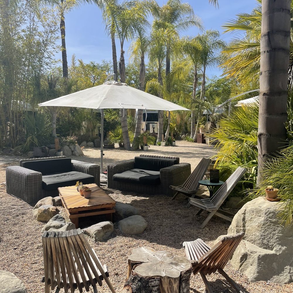 Caravan Outpost - Hotels Near Me - Ojai, California