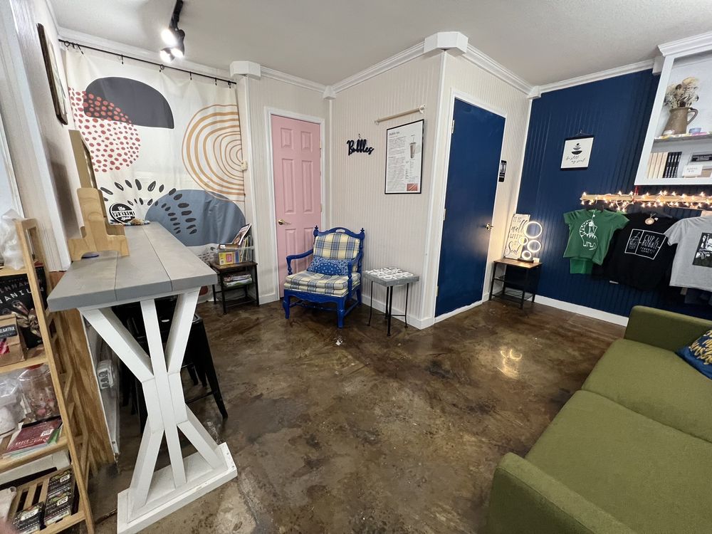 CUP AND BUBBLE TEA HOUSE Updated May 2024 15 Photos 200 E Elm St