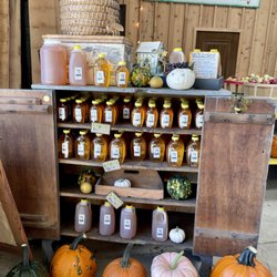 Ten Eyck Orchard - Fresh raw unfiltered opalicious honey right from the orchard
