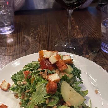 Rivercrest - Avocado toast with halloumi - Sports Bars Near Me - Astoria, New York Rivercrest - Avocado toast with halloumi - Sports Bars Near Me - Astoria, New York