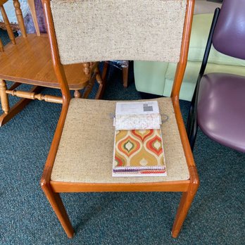 D S Custom Design & Upholstery - Furniture Reupholstery Near Me - Schaumburg, Illinois D S Custom Design & Upholstery - Furniture Reupholstery Near Me - Schaumburg, Illinois