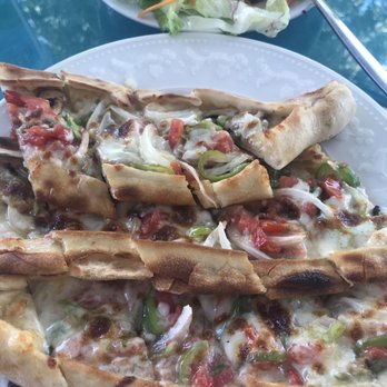 Nazilli Pide Salonu - Pide - vegetarian with mushroom, onion, pepper, tomato & cheese - Pizza Near Me - Muğla, 48 Nazilli Pide Salonu - Pide - vegetarian with mushroom, onion, pepper, tomato & cheese - Pizza Near Me - Muğla, 48