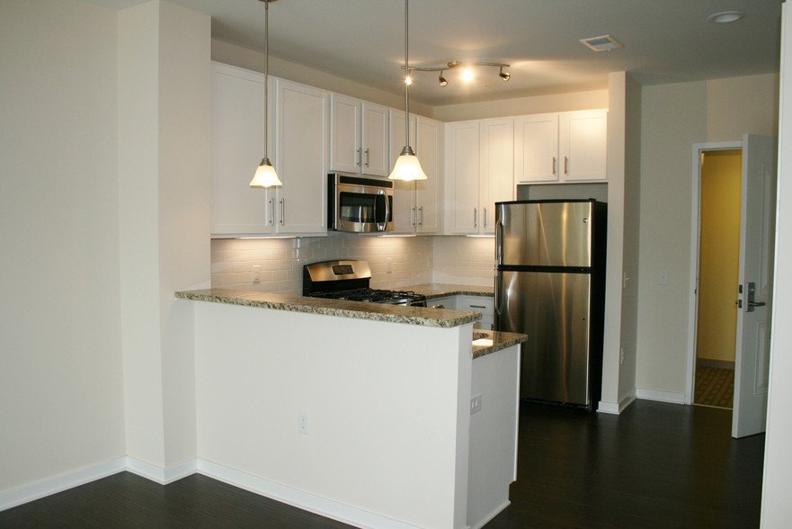 THE ATHENS APARTMENTS Updated June 2024 11 East Athens Ave, Ardmore