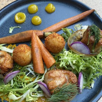 Magic Key Terrace - Magic Key Holder Dining - Scallops and fritters - Wine Bars Near Me - Anaheim, California