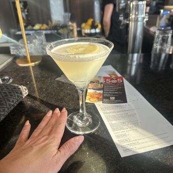 Fahrenheit Charlotte - Lemon drop - New American Near Me - Charlotte, North Carolina