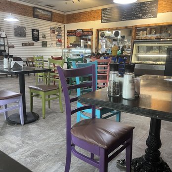 The Sugaree - The Sugaree restaurant - Bakeries Near Me - Bluffton, South Carolina