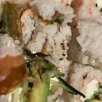 Yo Sushi - Avocado Roll - Sushi Bars Near Me - Vallejo, California